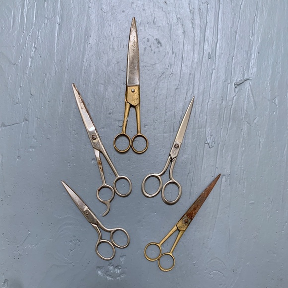 Set of Five Vintage Scissors Forged Steel School Sewing Crafts Art Scrap Teach - Picture 2 of 16